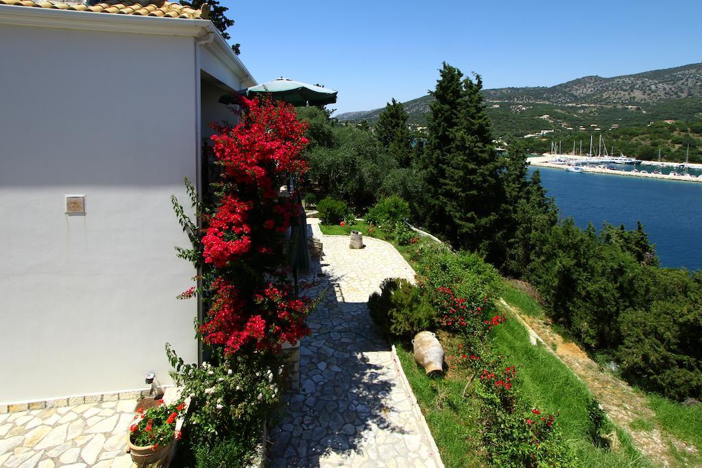 Villa Polyxeni Apartments Sívota Exterior foto