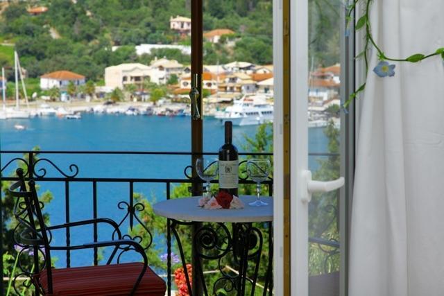 Villa Polyxeni Apartments Sívota Habitación foto